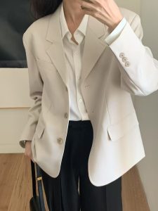 春夏百搭剪裁後開叉西裝外套 - Image 2