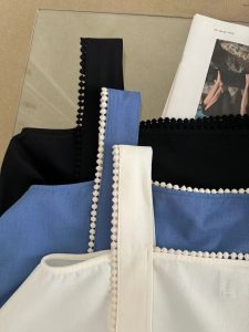 高級質感圓點刺繡滾邊調節式肩帶無袖上衣 - Image 13