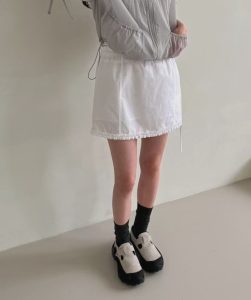 簡約好看荷葉滾邊鬆緊短褲裙 - Image 6