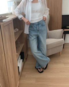 四季簡約刷色質感牛仔寬褲 - Image 2