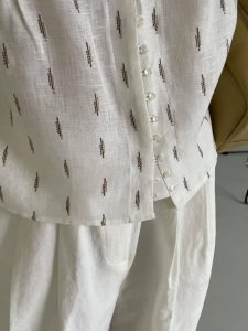細肩V領單排扣棉麻上衣 - Image 5
